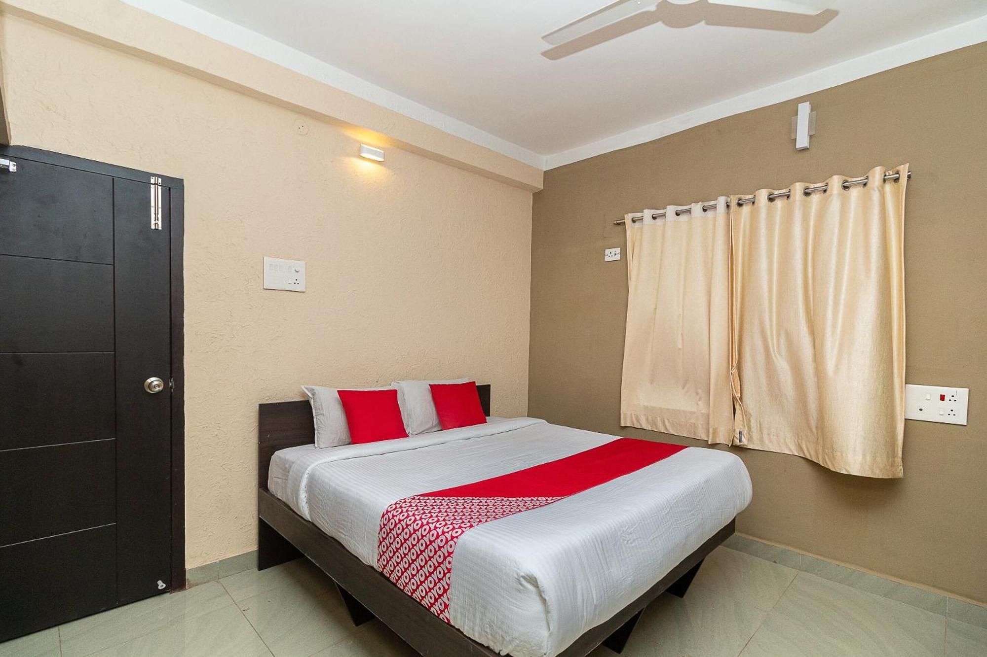 Oyo Green Hills Villa Kuttālam Exterior foto